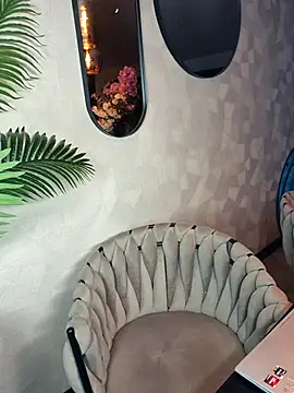 Snapshot of Melody1600 chatting on 10.16.25 Melody1600 online show from 10.16.25