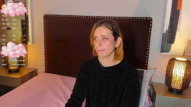 Snapshot of seraphine_star chatting on 03.01.26 seraphine star online show from 03.01.26