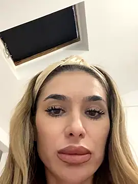 KaseyQuinn  online show from 10.08.25