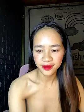 Snapshot of TiNa_04 chatting on 09.18.25 TiNa 04 online show from 09.18.25