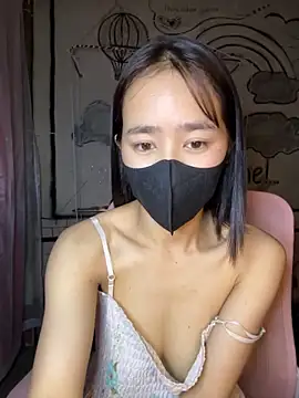 TiNa 04 online show from 11.07.25