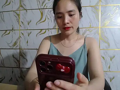 Snapshot of Lyzizi_lovely09 chatting on 04.22.26 Lyzizi lovely09 online show from 04.22.26