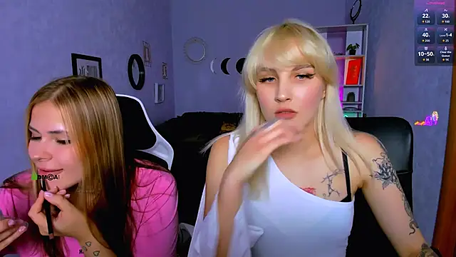 Snapshot of marta_smith chatting on 09.13.25 marta smith online show from 09.13.25