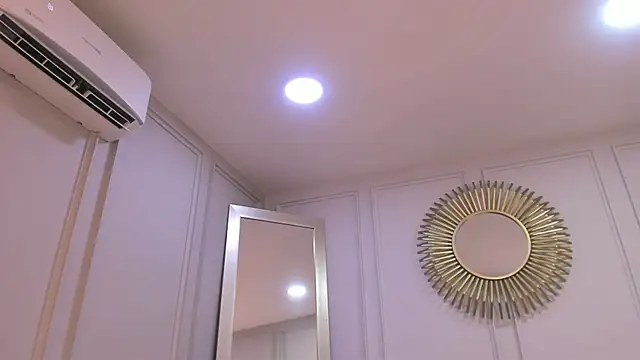 CharlotteBrownn  online show from 01.08.26