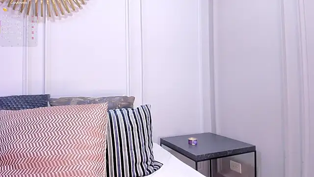 CharlotteBrownn  online show from 04.02.26