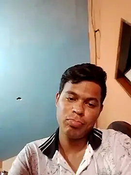 Snapshot of yomso chatting on 11.13.25 yomso online show from 11.13.25