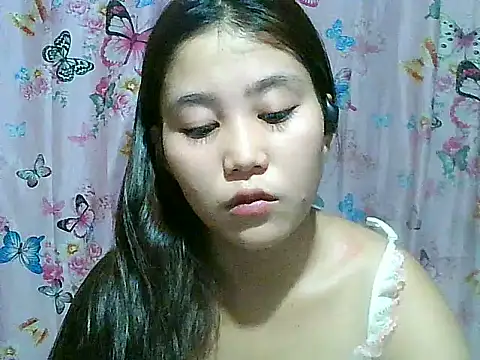 Snapshot of SexyAsianPussy4u chatting on 06.29.26 SexyAsianPussy4u online show from 06.29.26