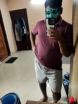 Snapshot of Mr_Batting_Man chatting on 10.19.25 Mr Batting Man online show from 10.19.25