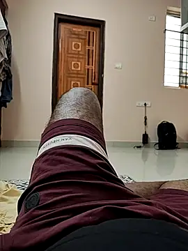 Snapshot of Mr_Batting_Man chatting on 11.07.25 Mr Batting Man online show from 11.07.25