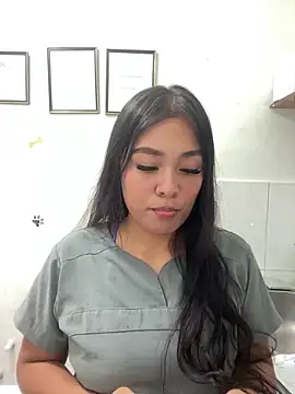 Snapshot of Mariaotalvaro chatting on 09.23.25 Mariaotalvaro online show from 09.23.25