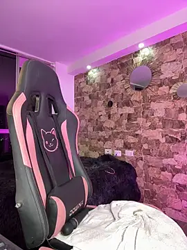 samiacooper25 online show from 04.03.26