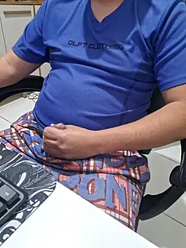 Snapshot of Carloskasado chatting on 03.11.26 Carloskasado online show from 03.11.26