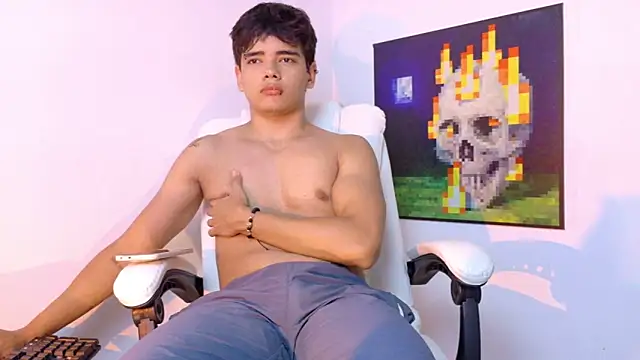 an drew18 online show from 09.13.25