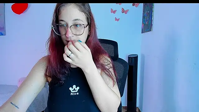 Laura Ivy online show from 07.01.26