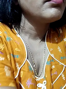 Snapshot of spicysuhana chatting on 02.14.26 spicysuhana online show from 02.14.26