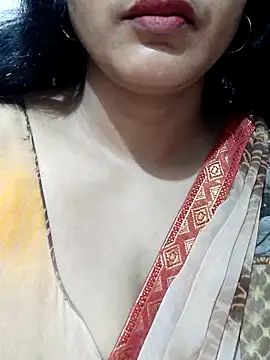 Snapshot of spicysuhana chatting on 02.18.26 spicysuhana online show from 02.18.26