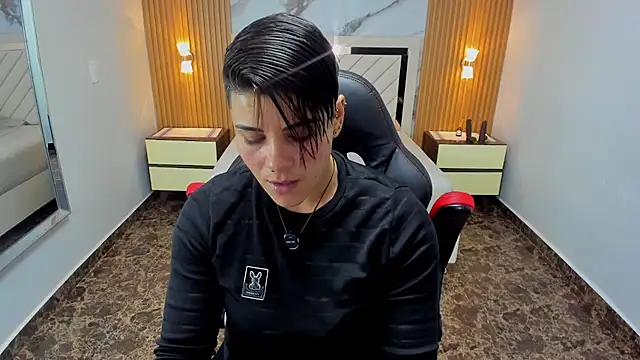 KAROLLJONES1 online show from 03.11.26