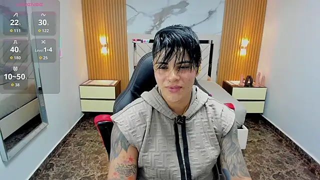 KAROLLJONES1 online show from 04.11.26