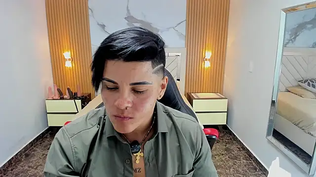 KAROLLJONES1 online show from 05.22.26