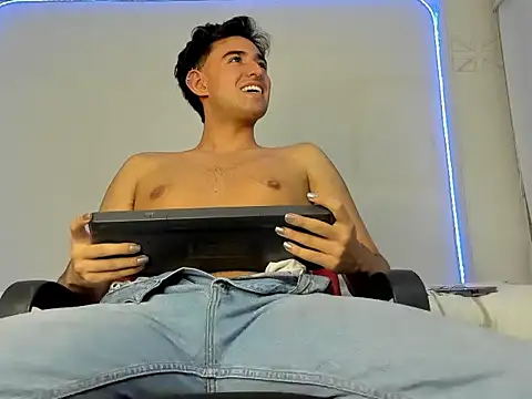 Alexxx savage online show from 02.23.26