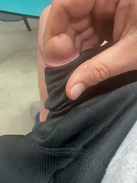 jamesliddick38 online show from 04.17.26