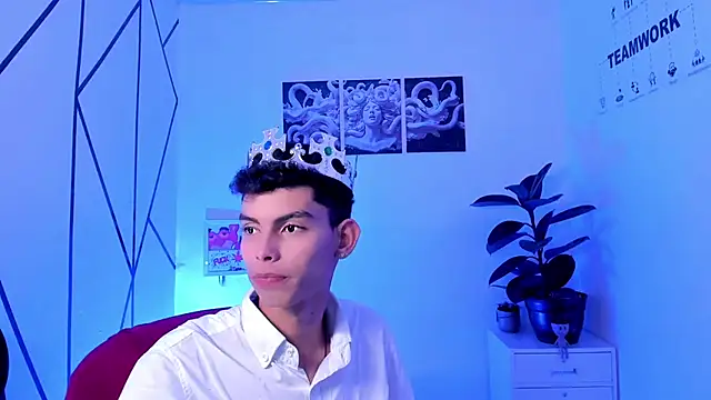 Room 69x online show from 10.21.25