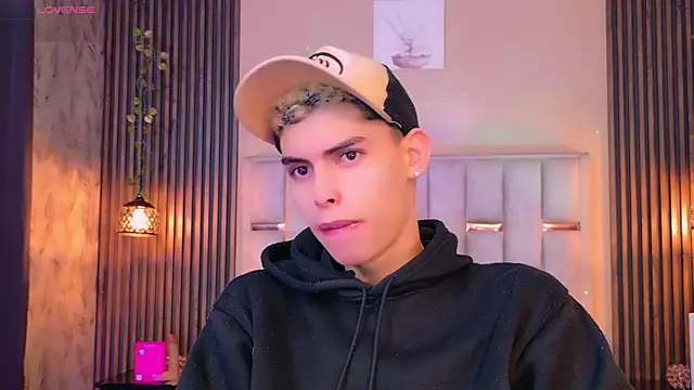 Room 69x online show from 04.07.26