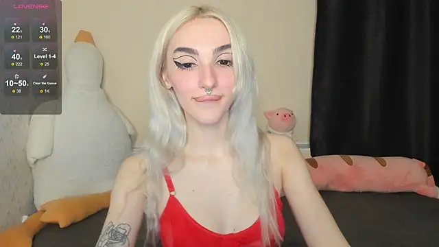 succubantra online show from 10.31.25