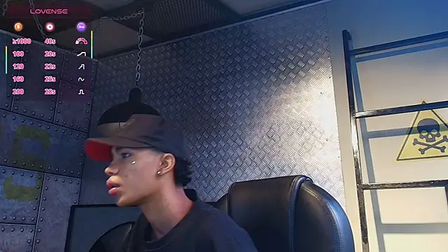 AlanCutee online show from 09.13.25