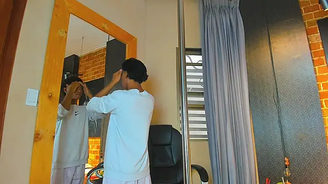 AlanCutee online show from 11.16.25