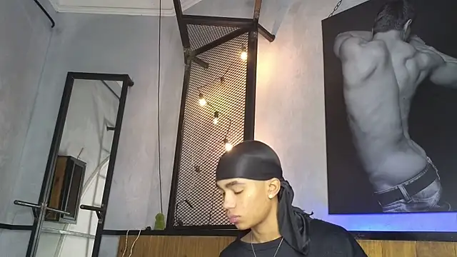 AlanCutee online show from 02.25.26