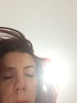 Snapshot of Anayssa_ chatting on 10.13.25 Anayssa online show from 10.13.25