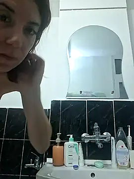 Snapshot of Anayssa_ chatting on 02.20.26 Anayssa online show from 02.20.26