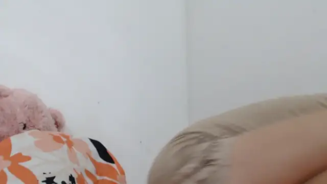 Dolly Peach  online show from 03.27.26