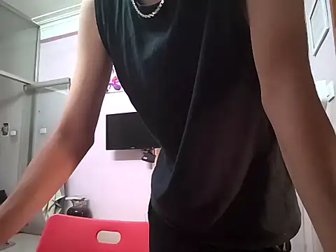 Snapshot of abj_wet chatting on 10.16.25 abj wet online show from 10.16.25