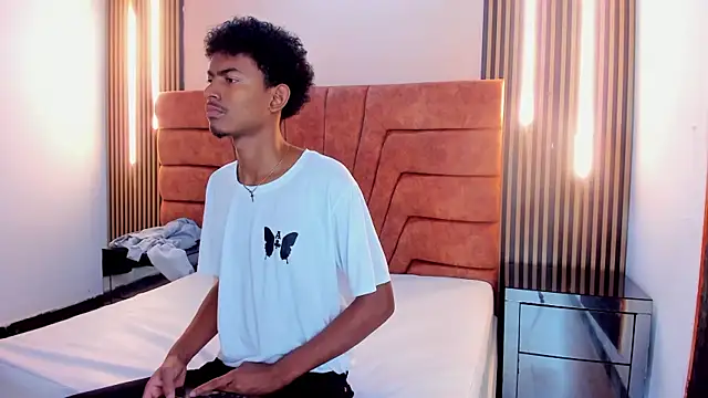 FYKMOR 1 online show from 10.29.25