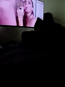 Snapshot of handsome8inchh chatting on 12.20.25 handsome8inchh online show from 12.20.25