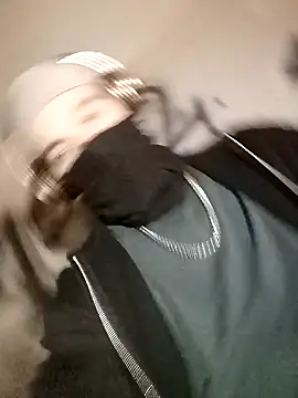 Snapshot of Kaosmikey chatting on 02.06.26 Kaosmikey online show from 02.06.26