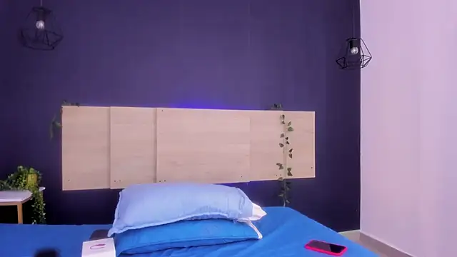 Snapshot of MelannyCollins__ chatting on 11.16.25 MelannyCollins online show from 11.16.25