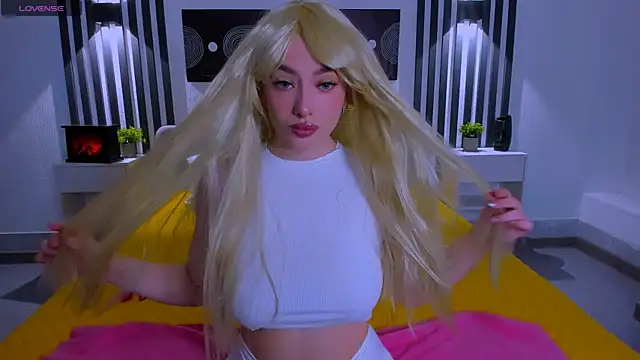 Emily Tylerr online show from 02.17.26