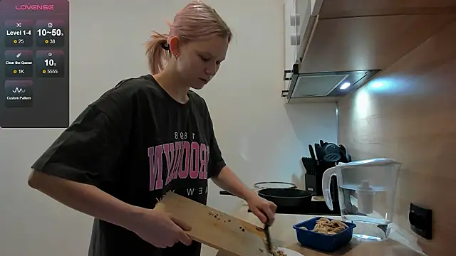  Gentle Angel Melissa  online show from 10.10.25