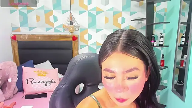 ROSIE MOSS online show from 10.21.25