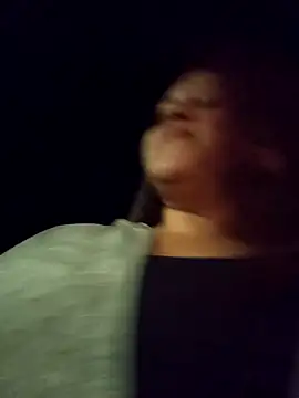 CloeStron online show from 10.29.25