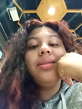 CloeStron online show from 10.30.25