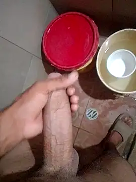 Snapshot of shessAz chatting on 09.27.25 shessAz online show from 09.27.25