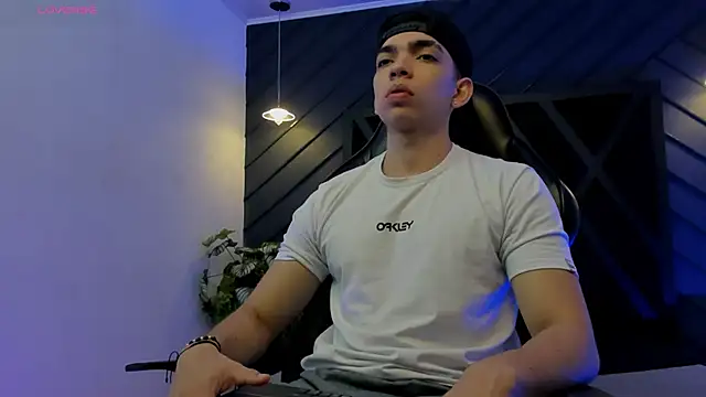 Eryonbradley online show from 09.24.25