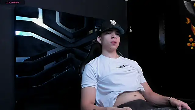 Eryonbradley online show from 12.22.25