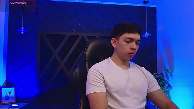 Eryonbradley online show from 03.17.26