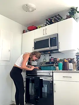 Snapshot of myasecrets chatting on 09.14.25 myasecrets online show from 09.14.25