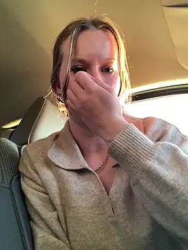 Snapshot of myasecrets chatting on 09.24.25 myasecrets online show from 09.24.25